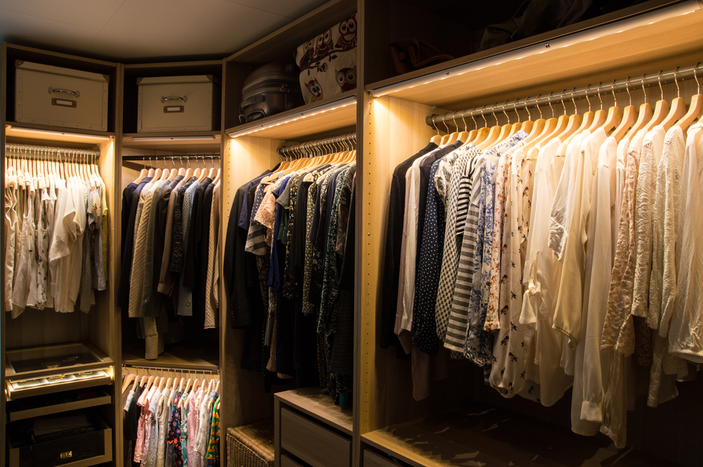 9 Solutions for Your Dark Closet Problems